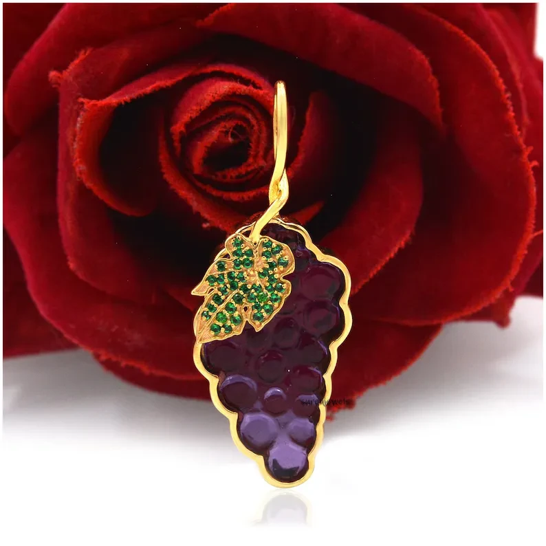 14K Gold Amethyst Grape Pendant – Handmade Gemstone Charm for Necklaces