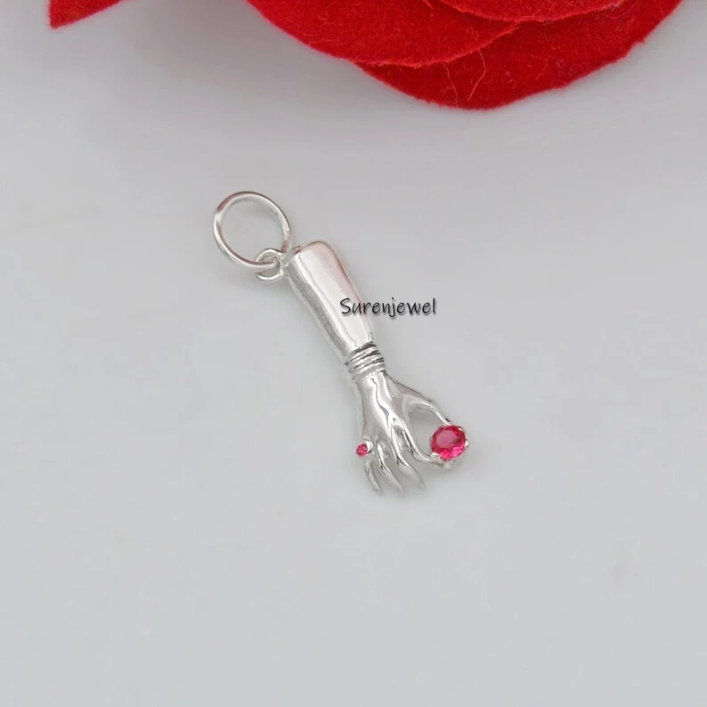 925 Silver Ruby Figa Hand Pendant – Gemstone Mano Figa Charm for Good Luck