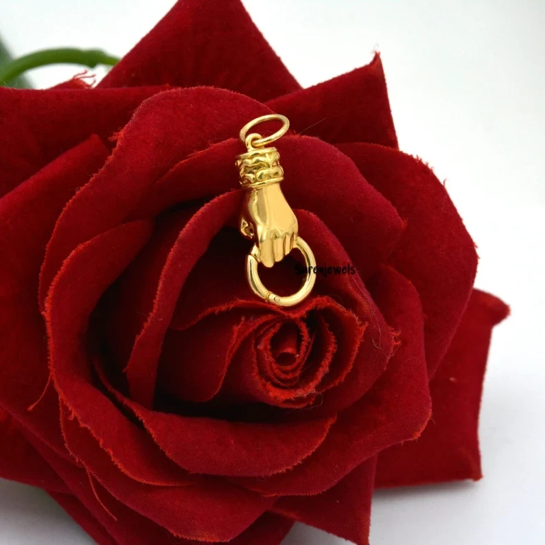 14k Gold Figa Hand Charm Holder Pendant – Hand Holding Ring Connector for Charms