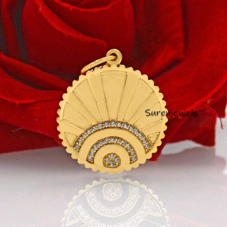 925 Silver Diamond Sunrise Fluted Medallion Pendant – Elegant Designer Disc Pendant